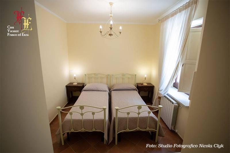 Casa Vacanze - Franco Ed Enza Bed & Breakfast San Gregorio Magno Exterior foto