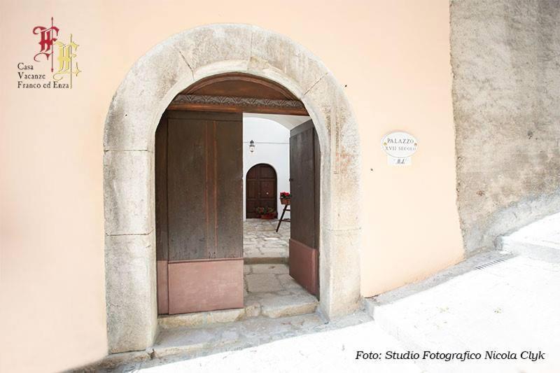 Casa Vacanze - Franco Ed Enza Bed & Breakfast San Gregorio Magno Exterior foto