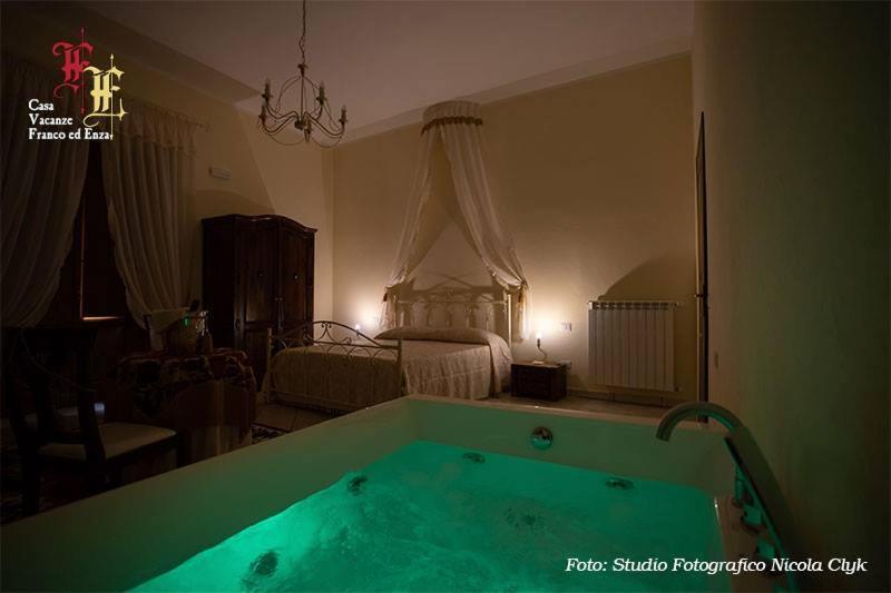 Casa Vacanze - Franco Ed Enza Bed & Breakfast San Gregorio Magno Exterior foto